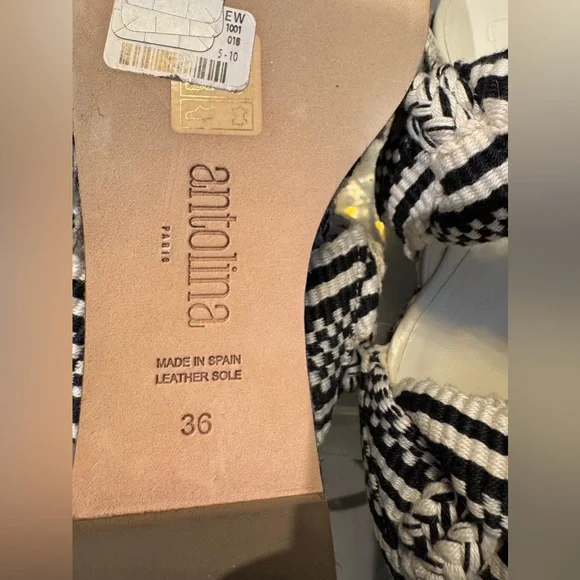 Antolina sandal - Picture 2 of 4